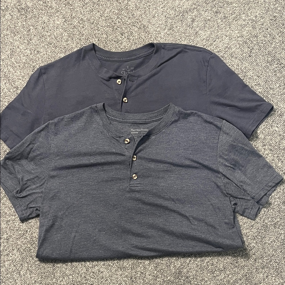 Fresh Clean short sleeve henleys size medium lot